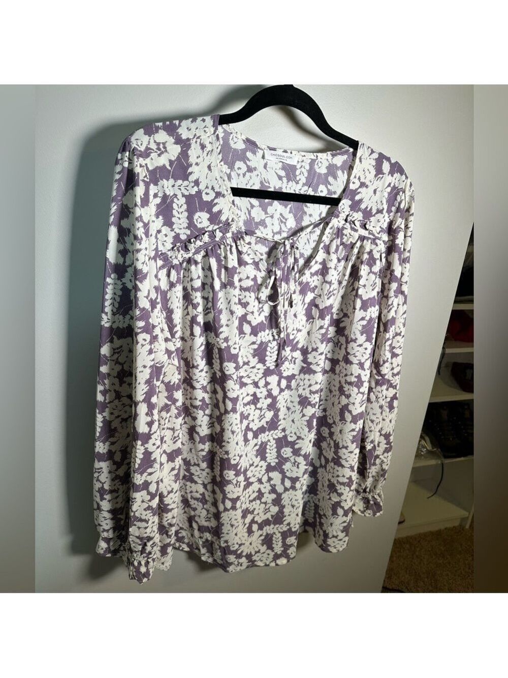 Chic Soul Blouse Lavender White Size 1X NWOT - Picture 2 of 5